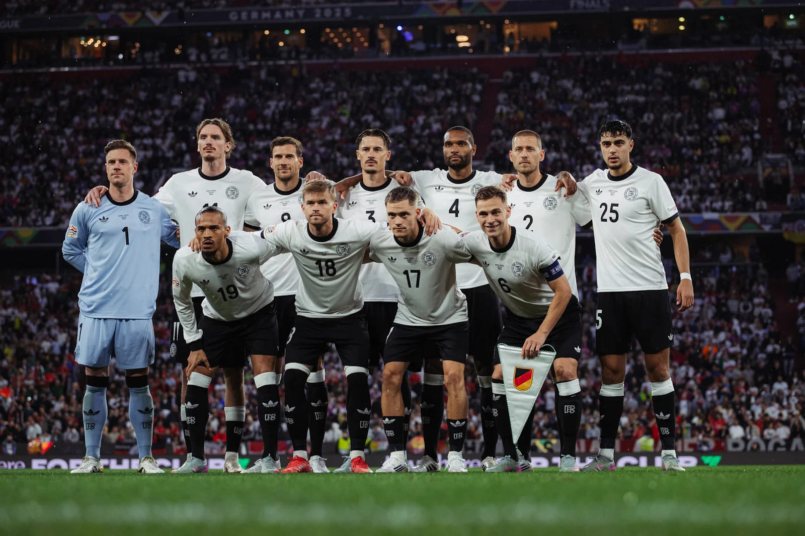 teamfoto voor Germany