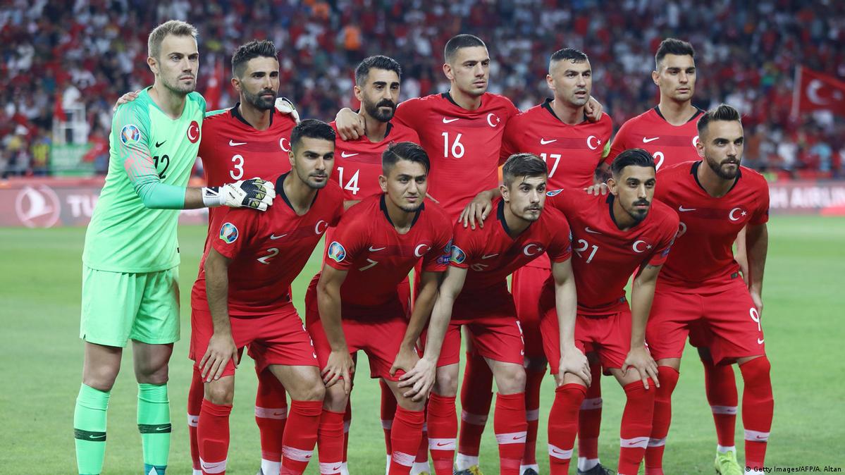 teamfoto voor Türkiye